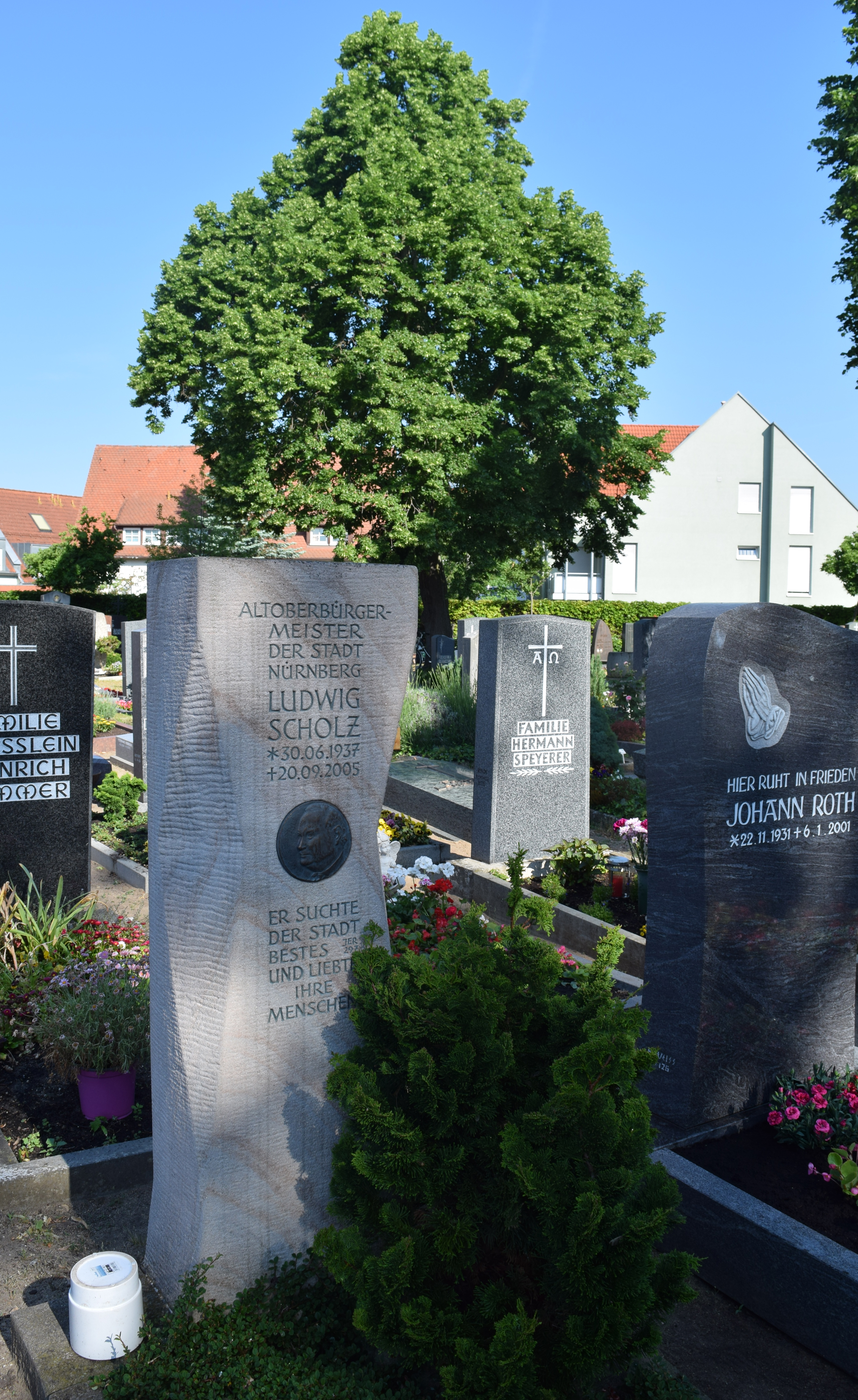 Grave of Ludwig Scholz in the cemetery of Nuremberg-Eibach