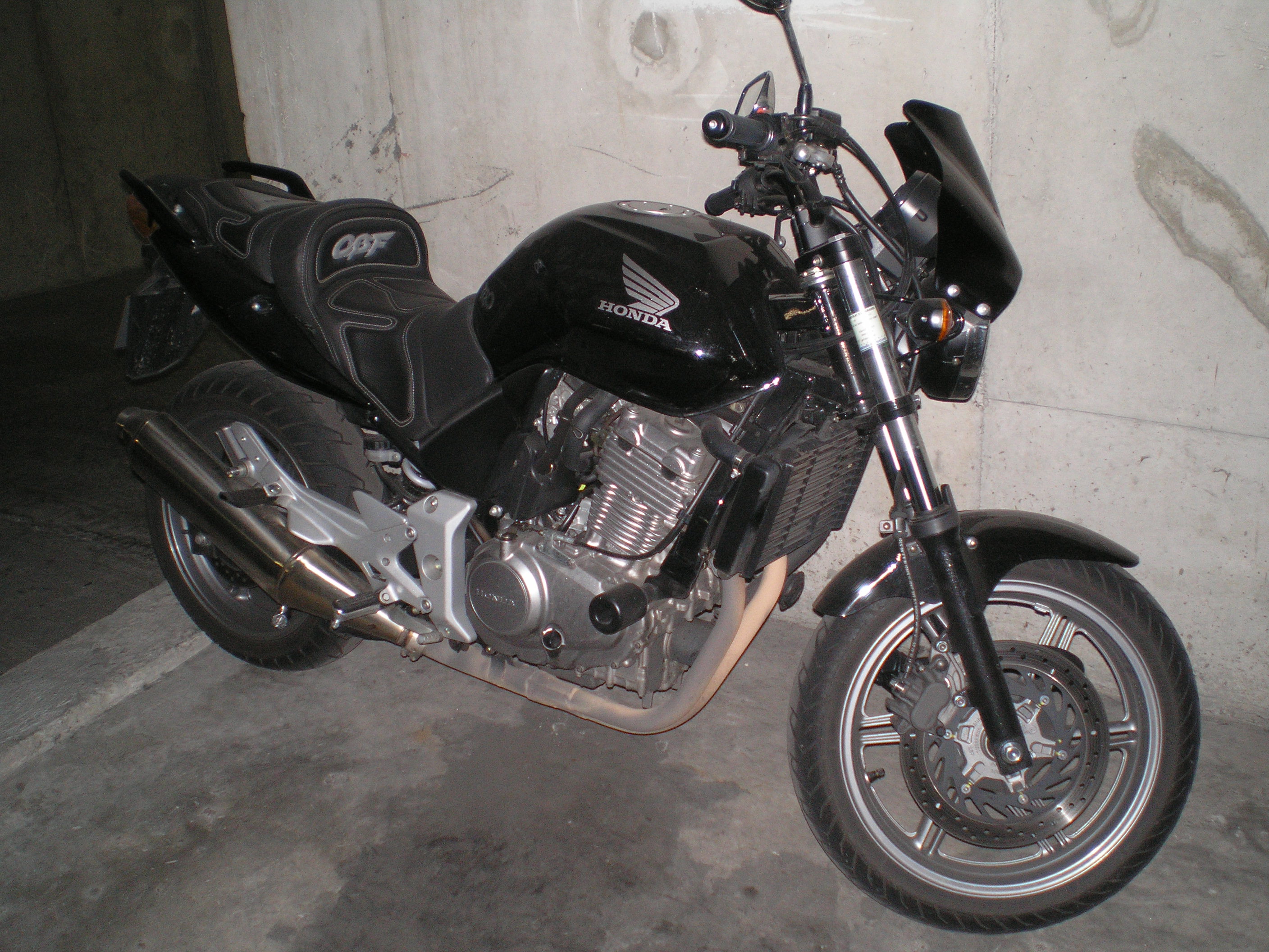 Honda CBF500 - Wikipedia