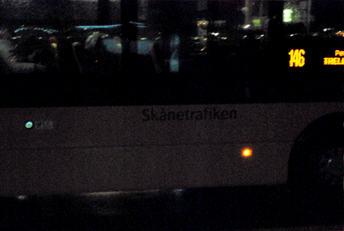 File:LED-sign-on-bus.gif