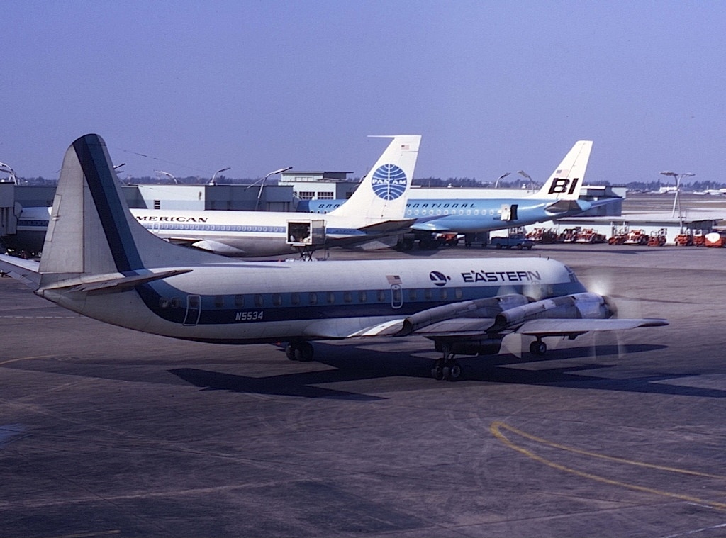 East air. Lockheed l-188. L-188 Electra. Lockheed l-188a Electra Eastern Air lines. Lockheed l-188c Electra 1966 KLM - Royal Dutch Airlines Stockholm - Arlanda.