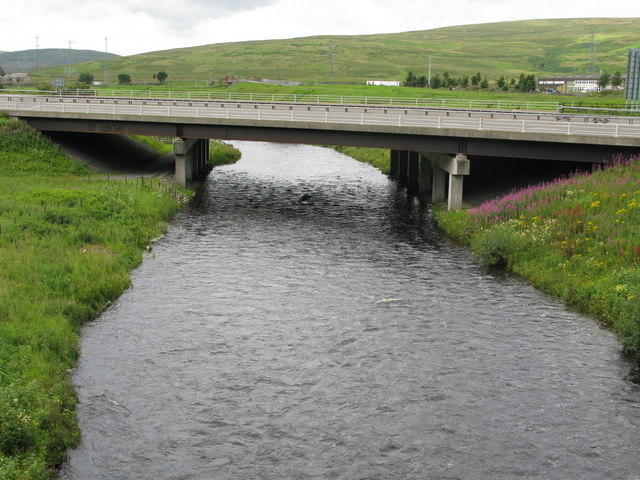 File:Motorway Bridge over the River Clyde - geograph.org.uk - 946040.jpg