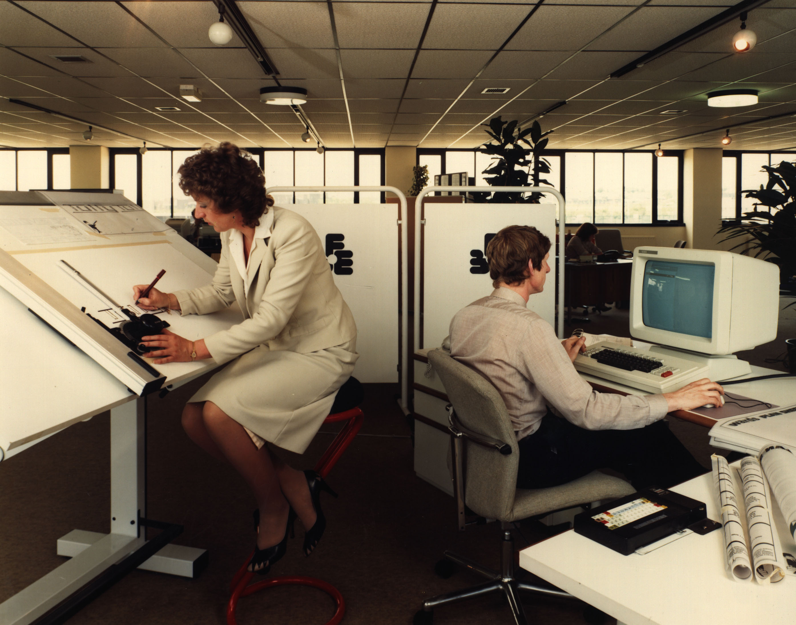 File:Office workers in the 1970's (9717154582).jpg - Wikimedia Commons