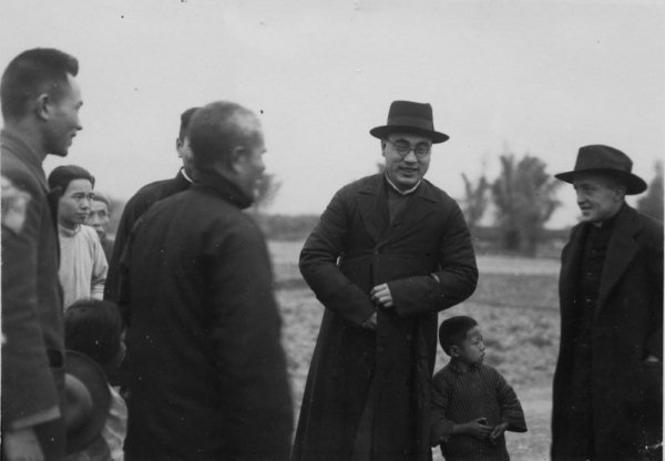 File:Rev. Dr. Paul Yu Pin and Fr. Donnelly at Soule, China, 1936.jpg