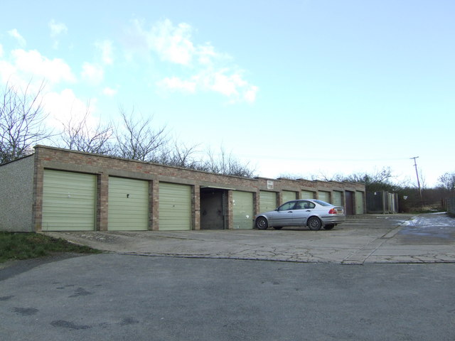 File:Row of garages, Bladon - geograph.org.uk - 321096.jpg