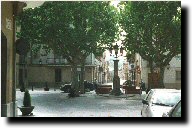 A Plaza Mayor de Sant Vicenç de Castellet