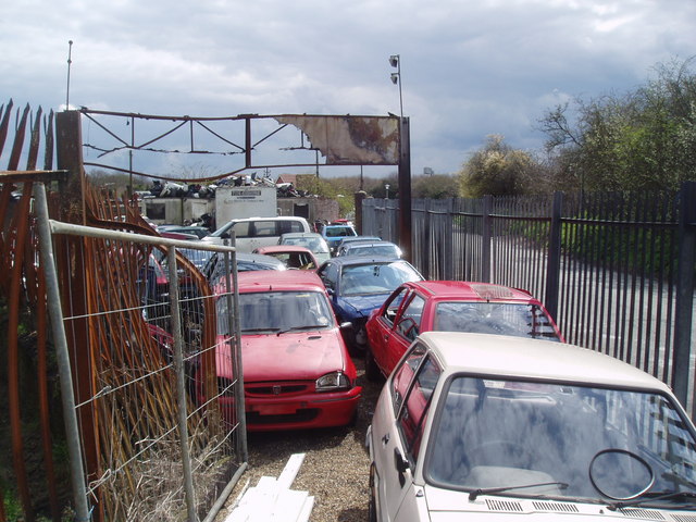 File:Scrapyard, Upper Ruxley, Kent - geograph.org.uk - 152809.jpg