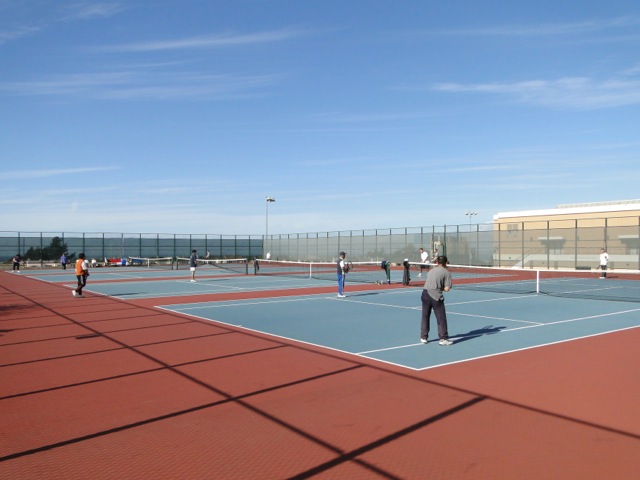 File:Tennis Courts of St Ignatius College Preparatory.jpg