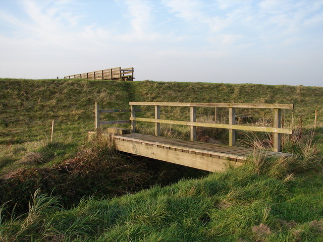 File:Two Bridges - geograph.org.uk - 1003517.jpg