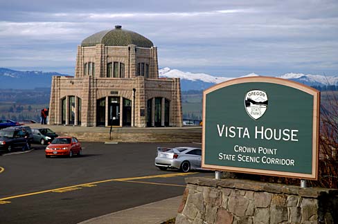 File:Vista House (Multnomah County, Oregon scenic images) (mulD0022).jpg