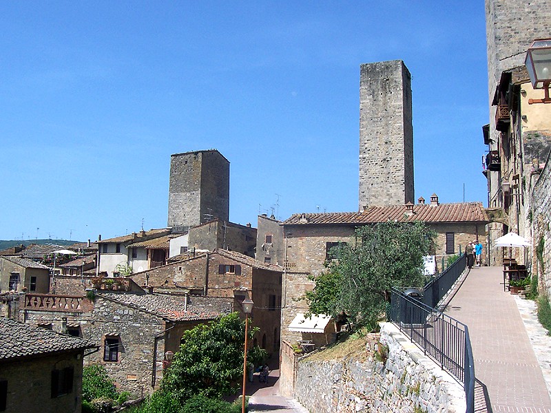 File:758Gimignano.JPG