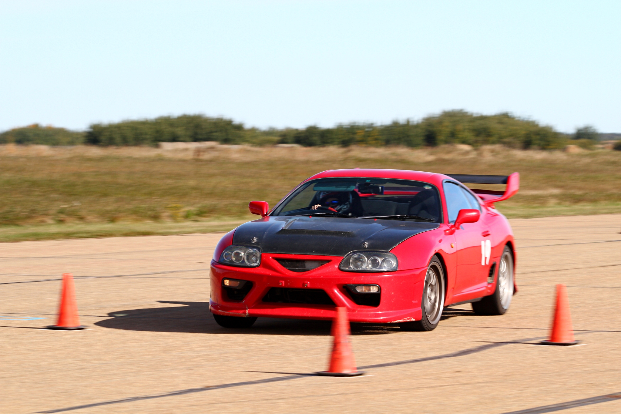 Toyota supra speed. Toyota Supra a80. Тойота Супра скорость. Тойота Супра Макс скорость. Toyota Supra a80 на радиоуправлении.