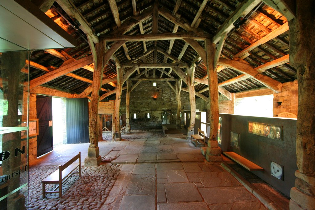 Aisled_Barn_Interior%2C_Wycoller_ _geograph