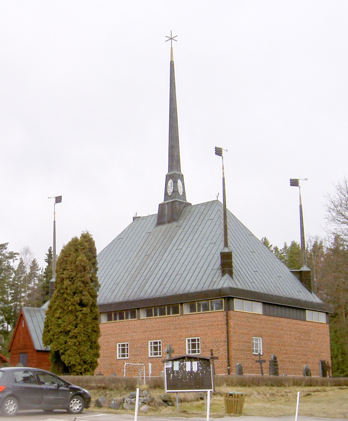 Fil:Aspeboda kyrka2.jpg