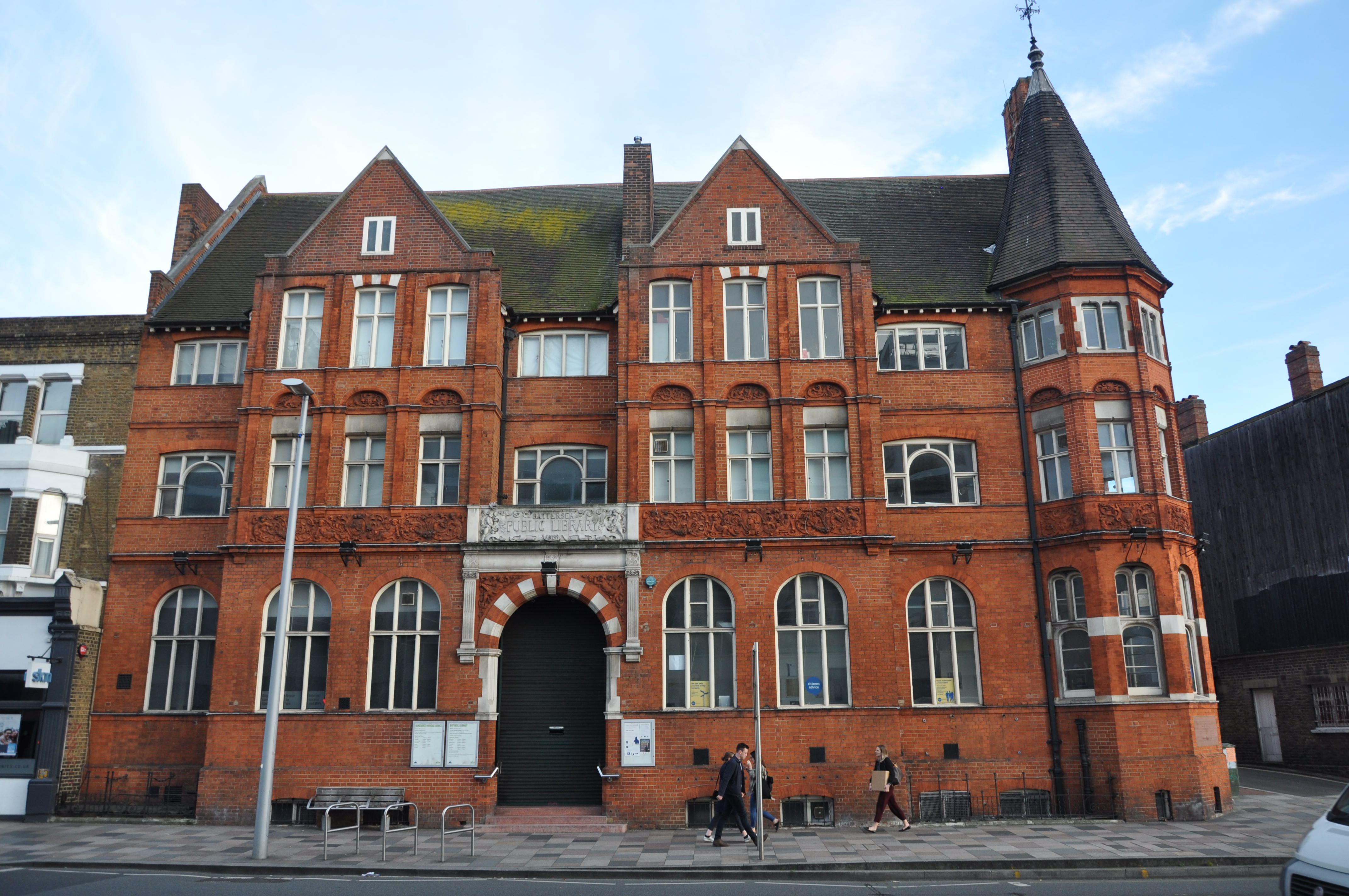 Battersea Central Library