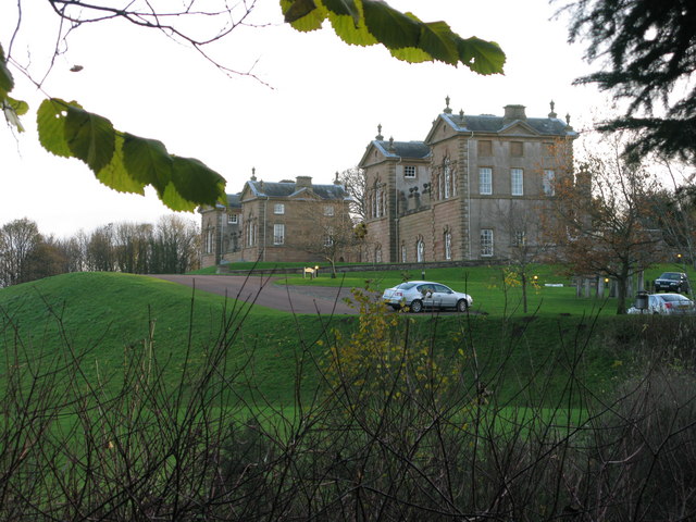 File:Chatelherault - geograph.org.uk - 1058524.jpg