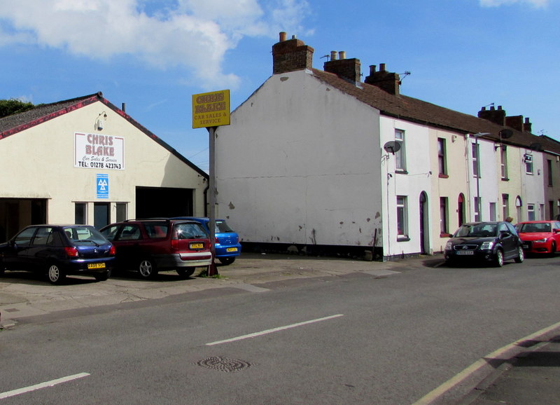 File:Chris Blake car sales ^ service, Bridgwater - geograph.org.uk - 5340880.jpg