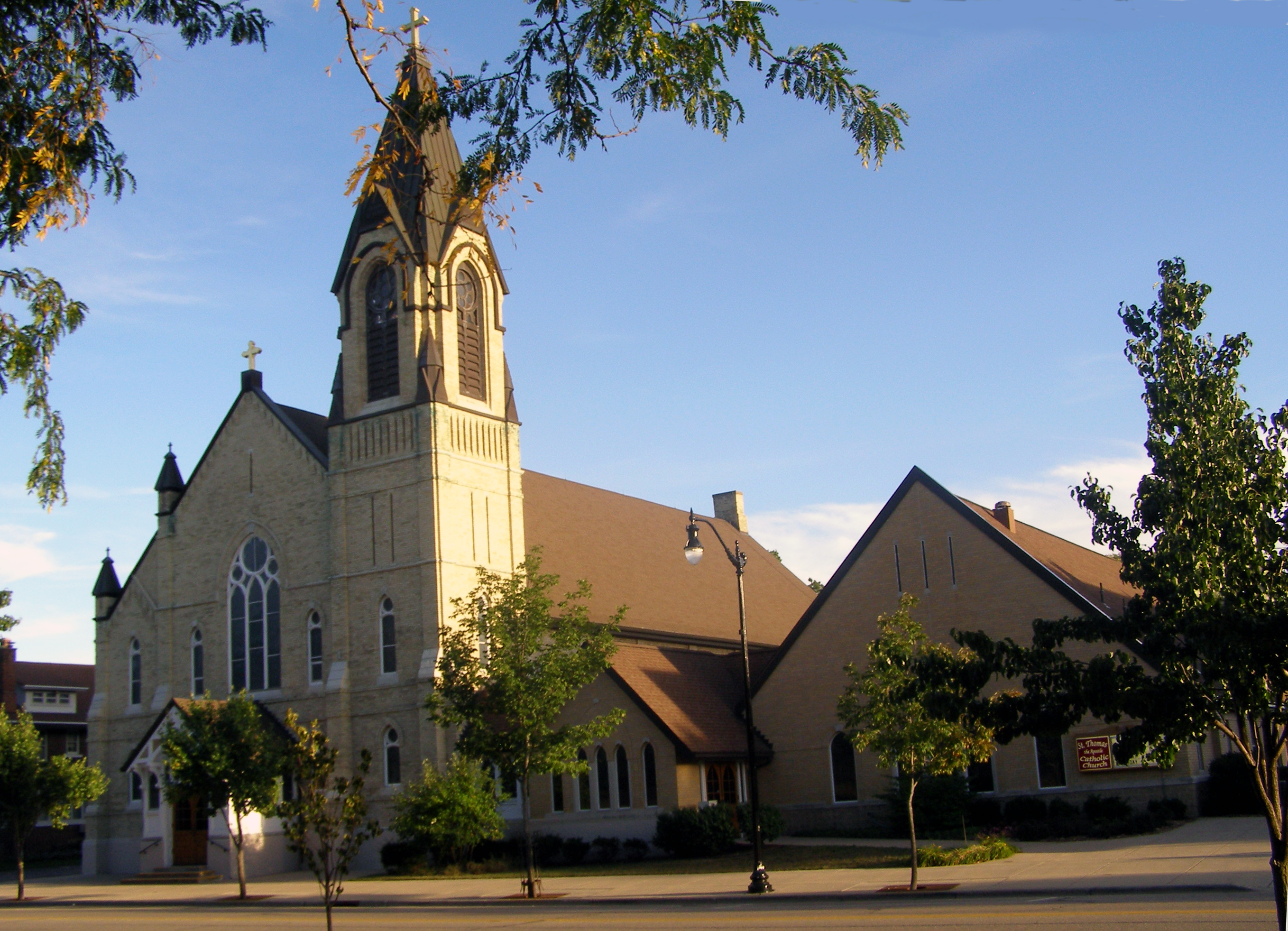 Church of St. Thomas the Apostle, W. View, 822 E. Grand Ave, Beloit, WI.JPG...