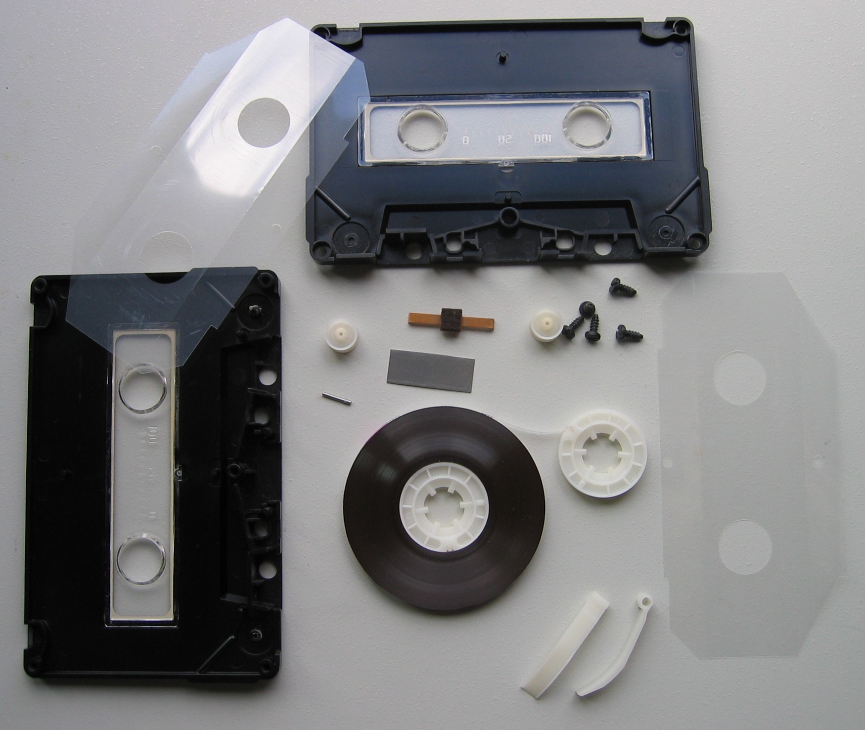 Compact Cassette SM Teile IMG 8271.JPG