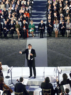 Gatti conducting a concert at the [[Quirinal Palace