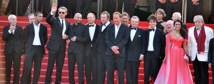 File:Des hommes et des dieux Cannes 2010.jpg