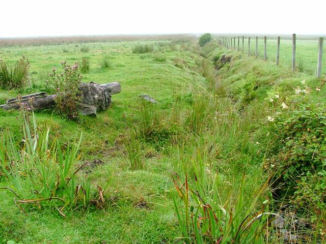 File:Drainage Ditch, Mointeach Mhor - geograph.org.uk - 37335.jpg