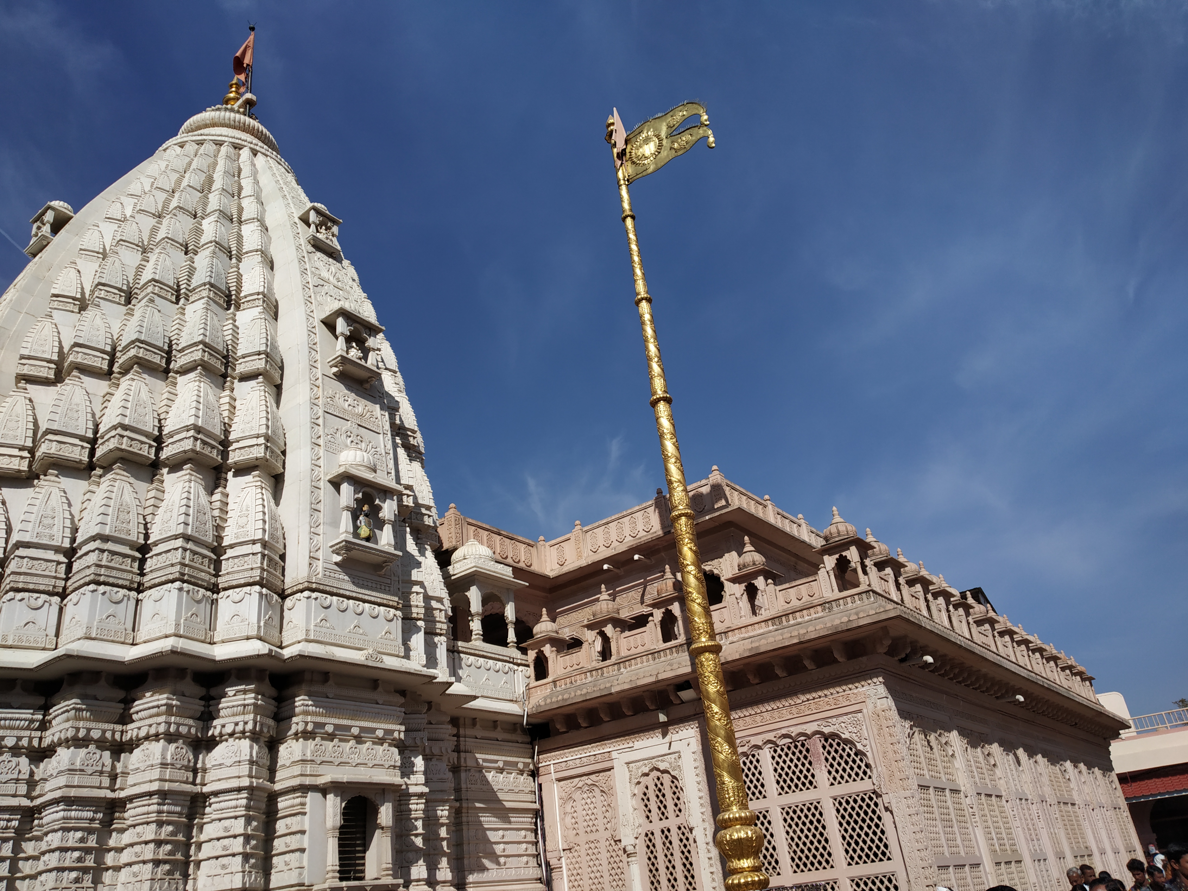File:Gajanan maharaj Temple  - Wikimedia Commons