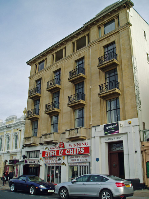 Harbour Point, Torquay - geograph.org.uk - 1164703