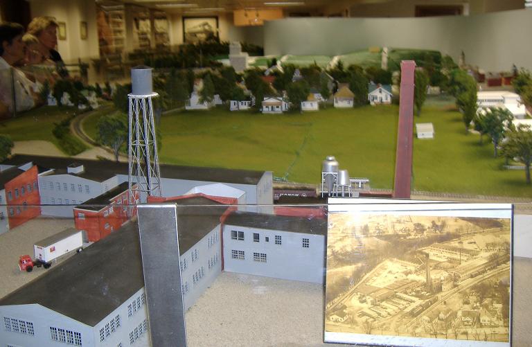 File:Hay Depot Museum panorama.jpg