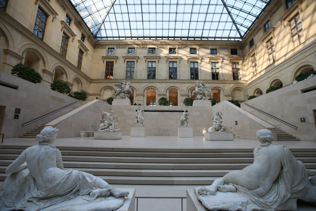 Louvre inside