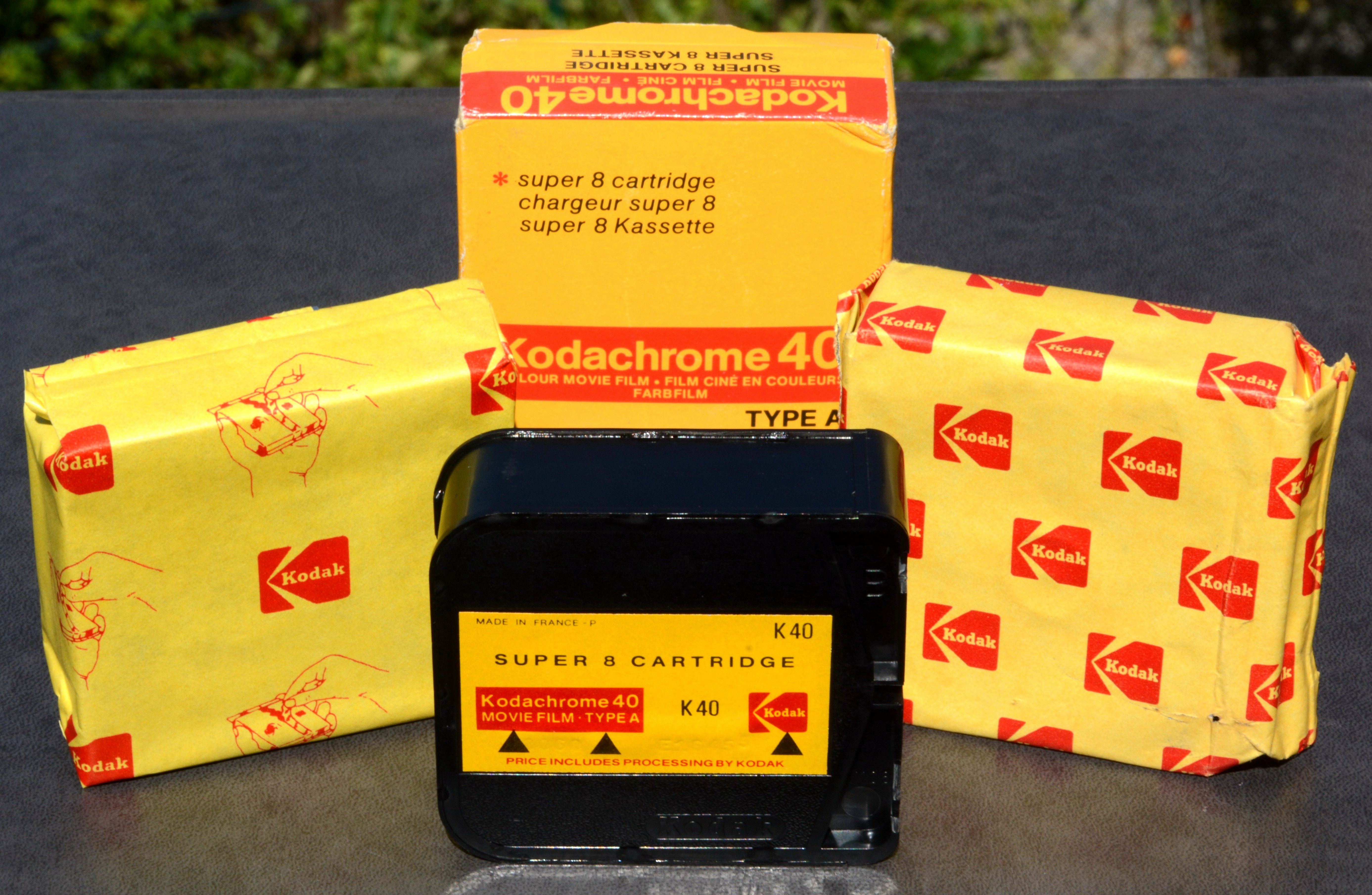 File:Kodak Kodachrome 40, Type A, set - Super 8 film, cartridge