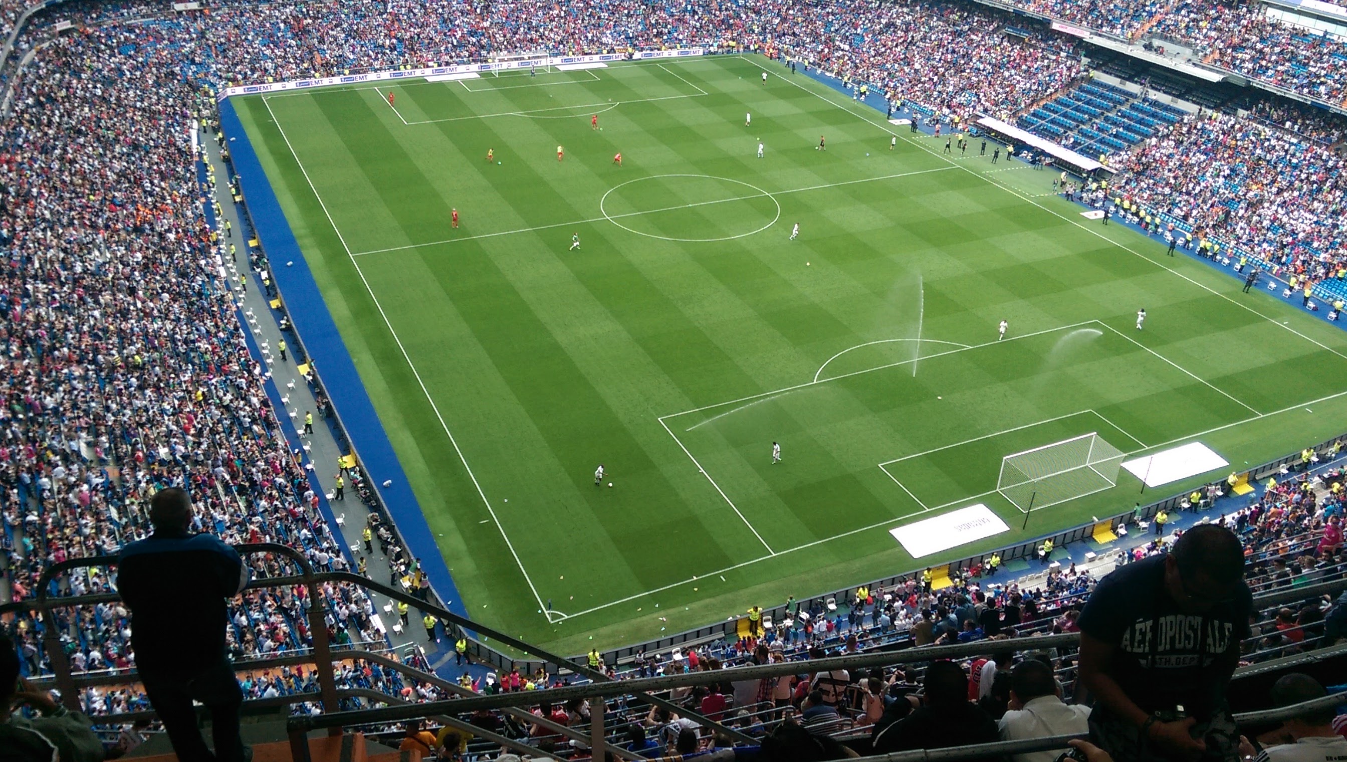 File:Liverpool Legends v. Real Madrid Legends 14 June 2015 (3).jpg - Wikimedia Commons
