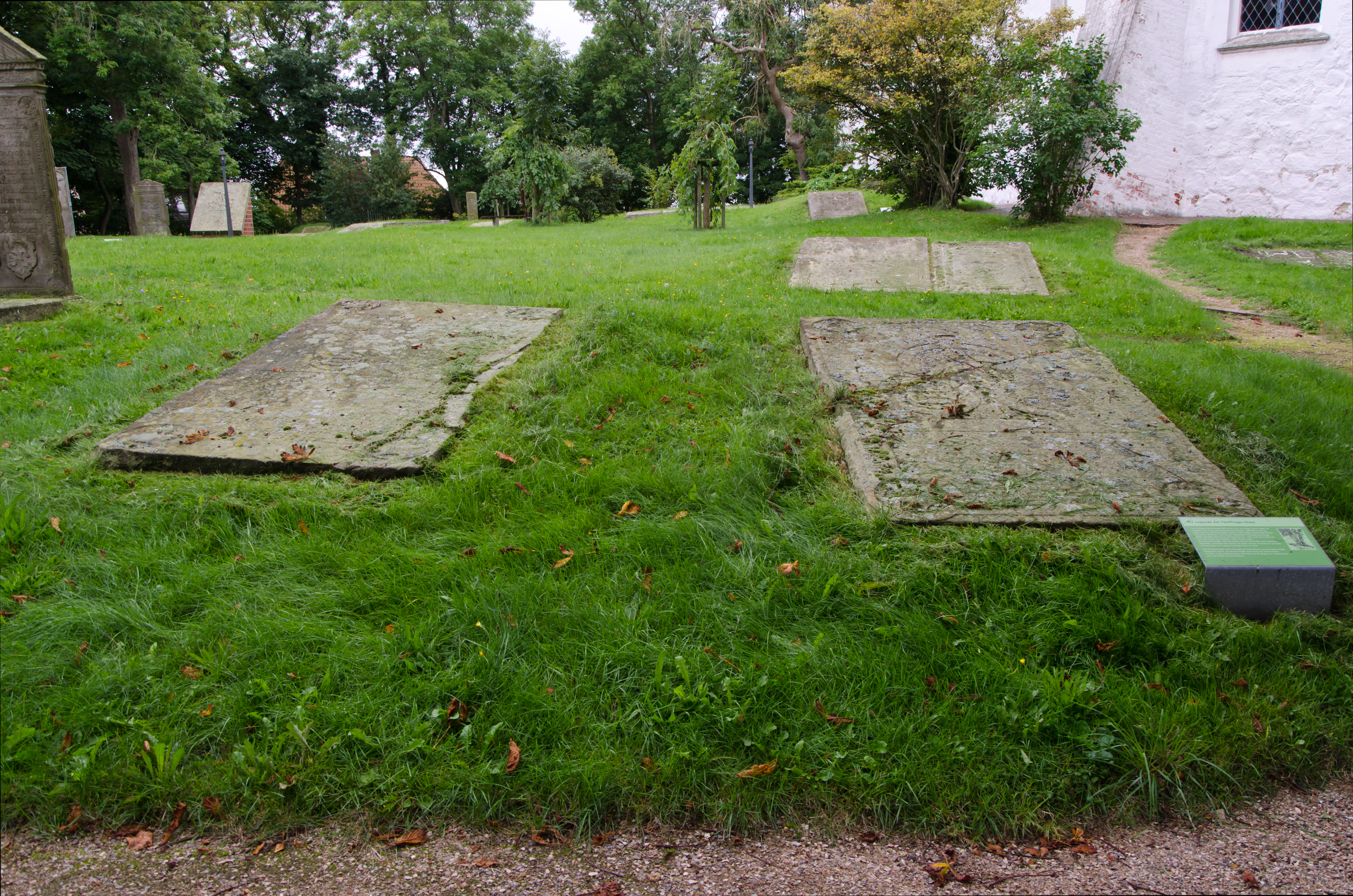 wimper labyrint vliegtuig File:Lunden St. Laurentiuskirche Grabplatten von Claus und Anna Rode.jpg -  Wikimedia Commons