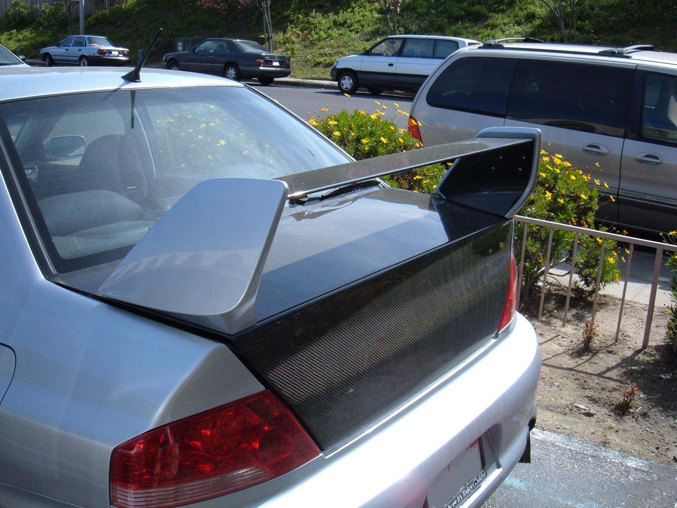 File:Mitsubishi Lancer Evolution aftermarket spoiler.JPG - Wikipedia