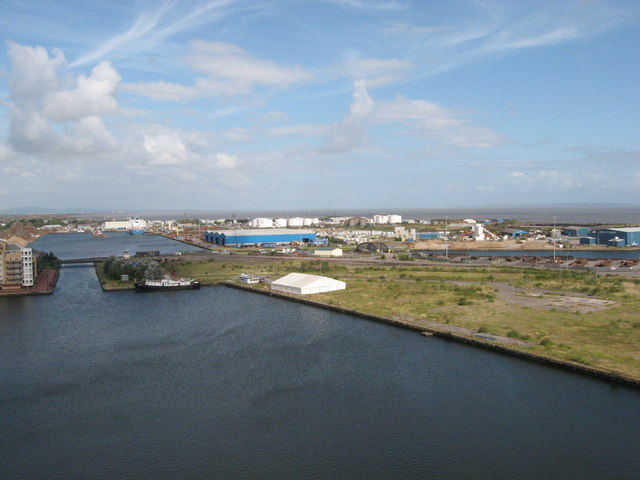 File:Roath Basin and Roath Dock, Cardiff Docks - geograph.org.uk - 1097699.jpg