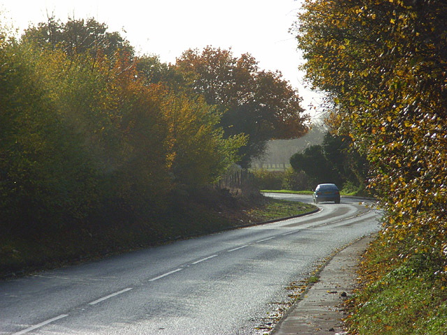 File:The A3032, Hare Hatch - geograph.org.uk - 1048347.jpg