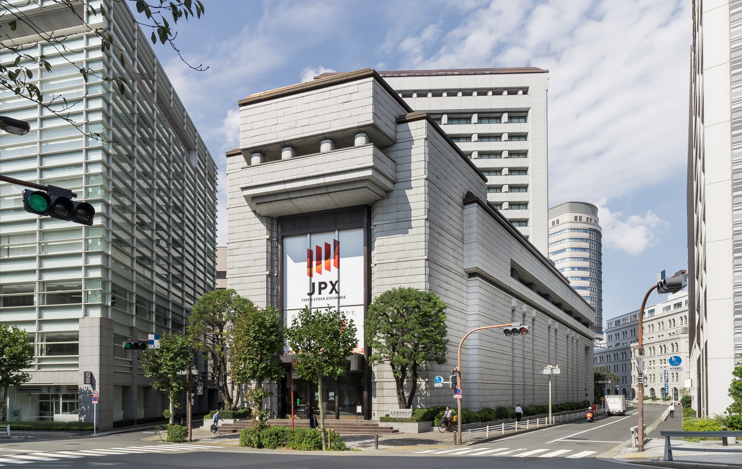 File Tokyo Stock Exchange Main Building 1988 2 Jpg Wikimedia Commons