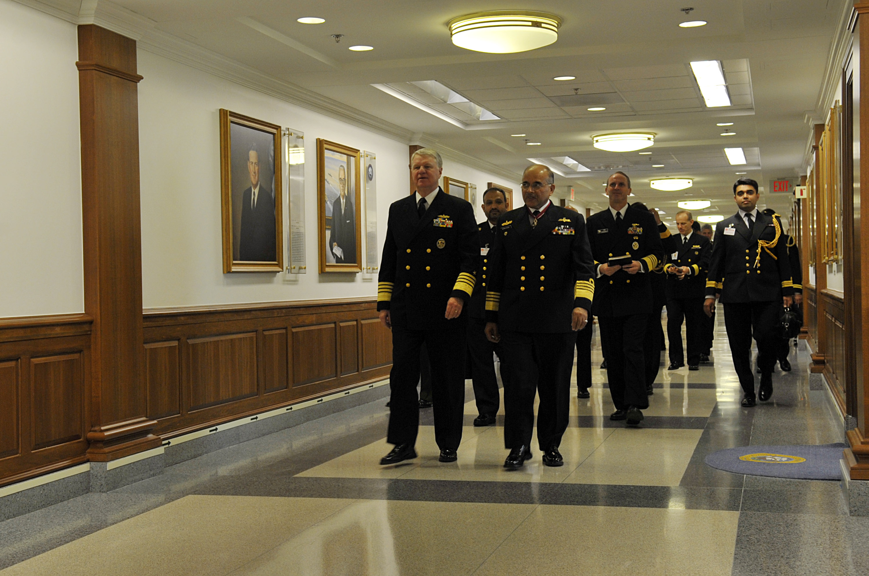 File:US Navy 100318-N-8273J-097 Chief of Naval Operations ...