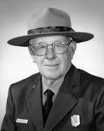 <span class="mw-page-title-main">William Penn Mott Jr.</span> Director of the National Park Service from 1985 to 1989