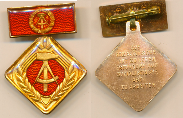 10  x Ehrentitel  der sozialistischen Arbeit   Helden der Arbeit 