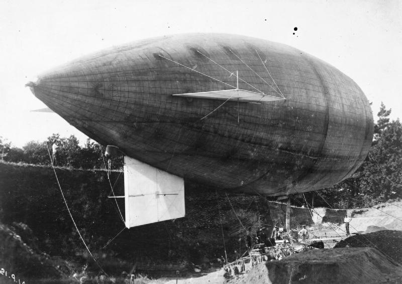 File:Army airship Beta RAE-O718.jpg