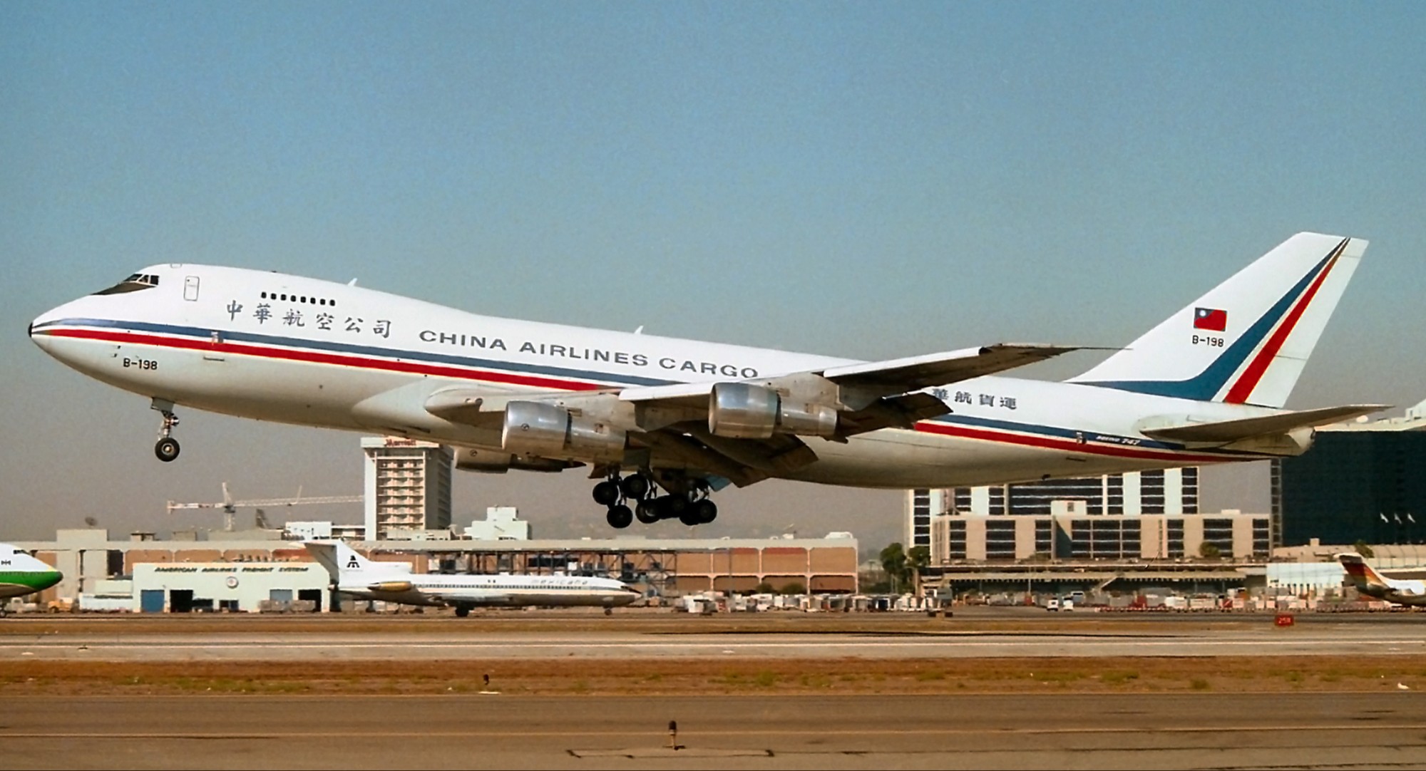 China Airlines Flight 358 - Wikipedia