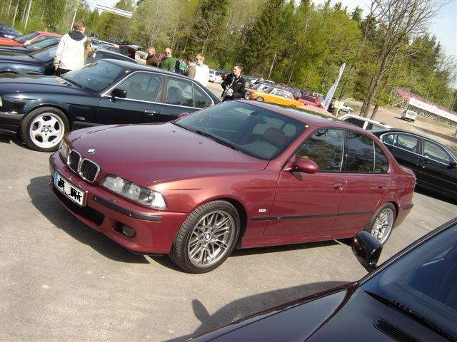 File:BMW M5 (487458597).jpg