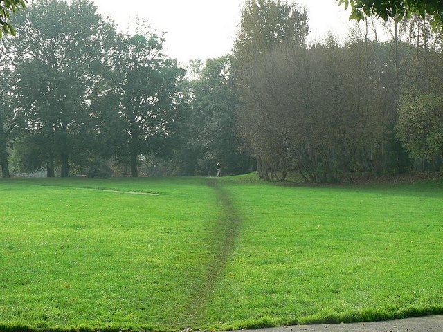 File:Diagonal path, Recreation Ground, Burley - geograph.org.uk - 263086.jpg