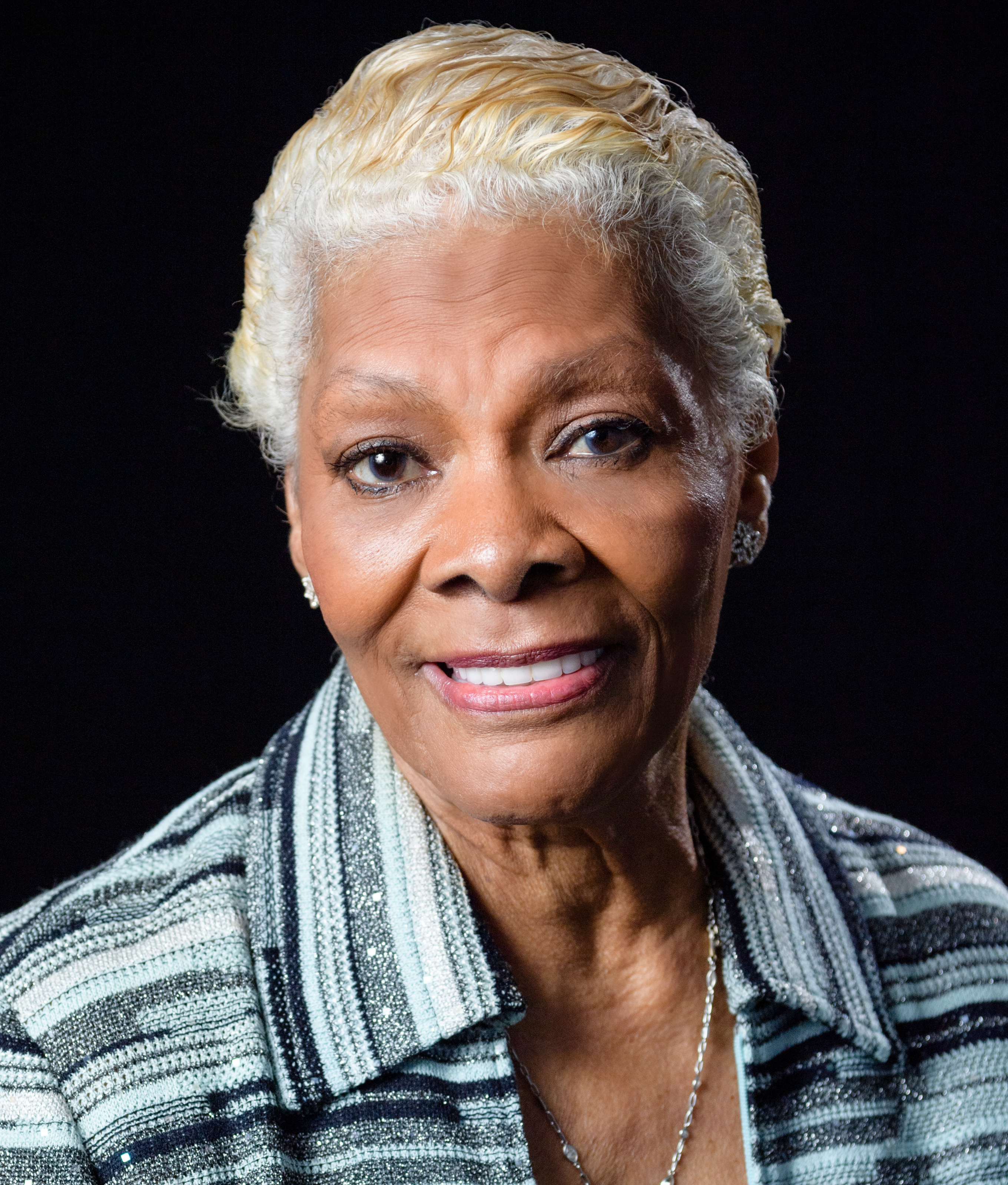 https://upload.wikimedia.org/wikipedia/commons/2/28/Dionne_Warwick_2021.jpg