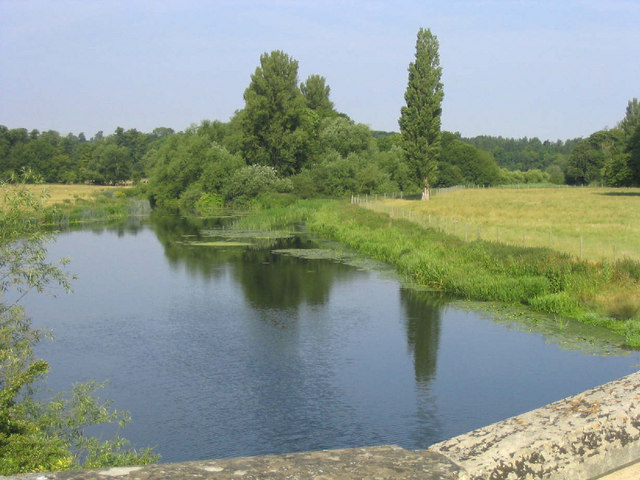 File:From Tyringham Bridge - geograph.org.uk - 195374.jpg