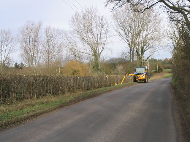 File:Hedge mowing - geograph.org.uk - 675178.jpg