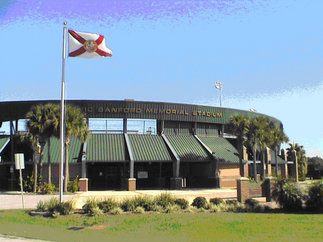  Historic  Sanford  Memorial Stadium Wikipedia