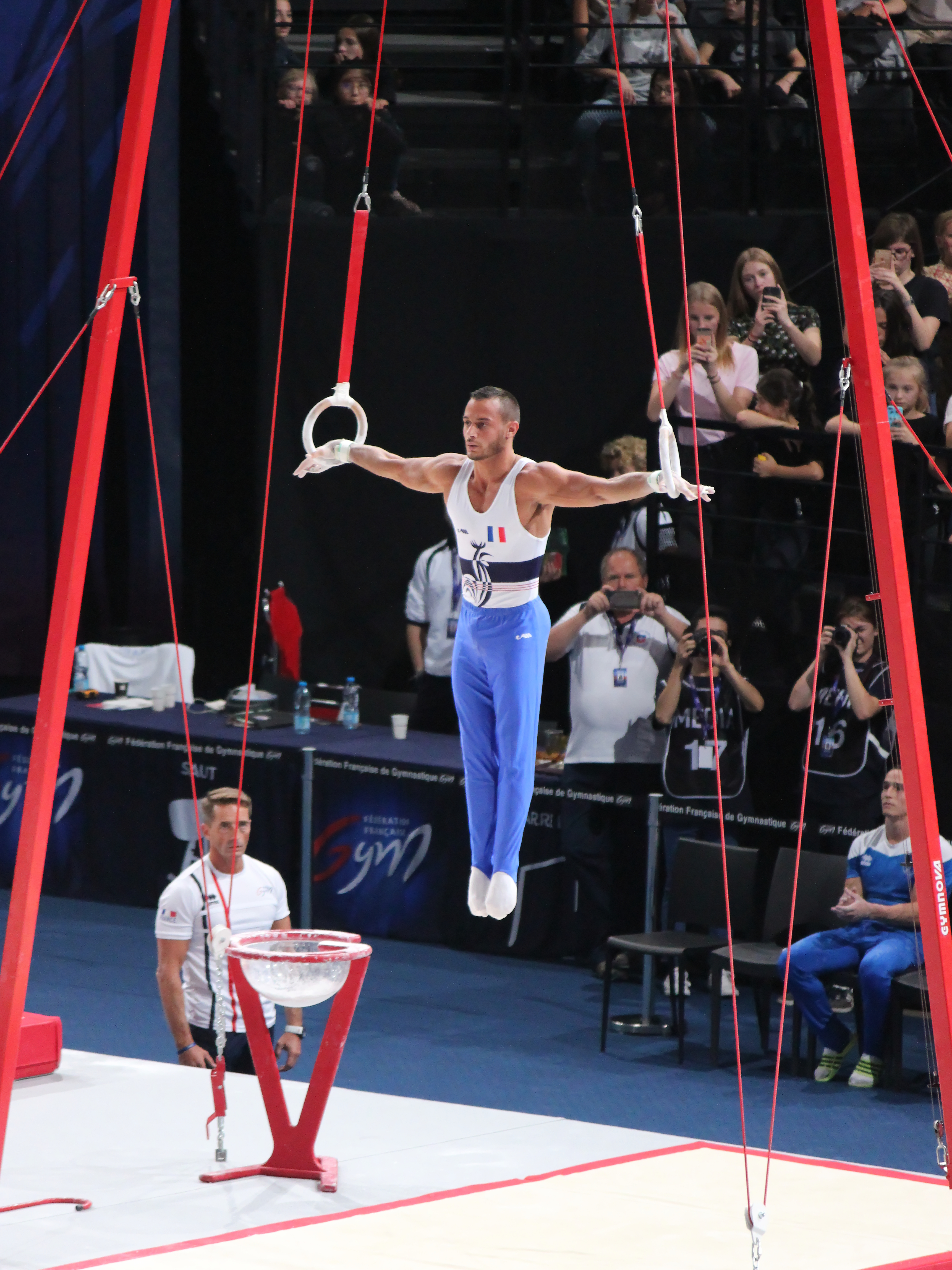 Samir Aït-Saïd au pied du podium des JO de Tokyo aux anneaux - L