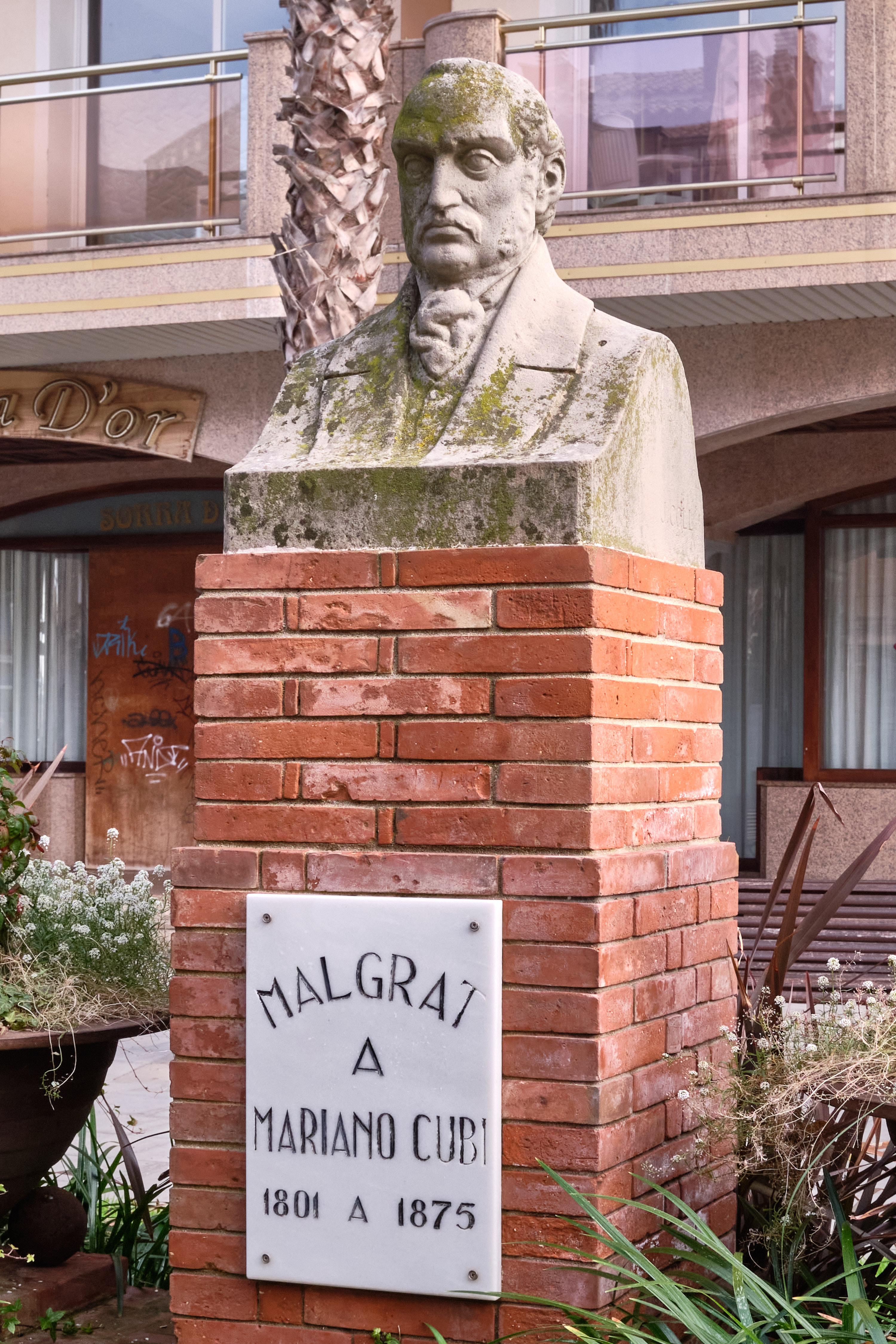 Escultura en Malgrat de Mar