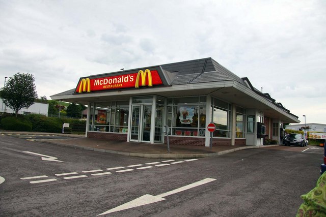 File:McDonald's restaurant in Barnstaple - geograph.org.uk - 1390304.jpg